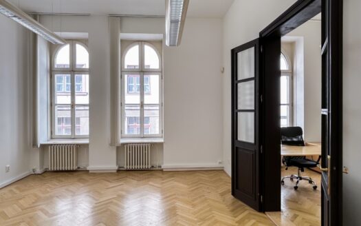 Administratívny a bytový komplex – Podjavorinskej 4