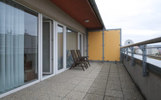 Klimatizovaný 3-izbový mezonet v Dúbravke pri medzinárodnej škole